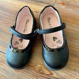 Toddler girl black flats